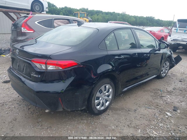 Toyota Corolla Hybrid Le 2024 JTDBCMFE9RJ022712 Image 4