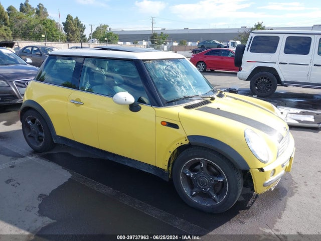 2003 MINI COOPER WMWRC33413TE13787 Photo 0