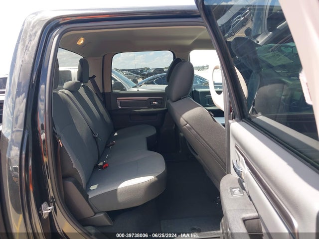1C6RR6LG0MS529815 RAM 1500 Classic Slt  4x2 5'7 Box