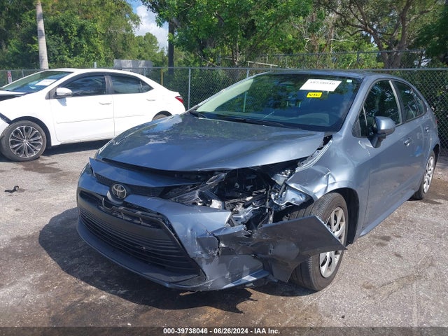 Toyota COROLLA LE 2023 5YFB4MDE5PP070202 Image 2
