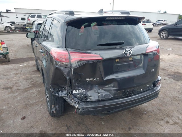 Toyota RAV4 LE 2018 JTMZFREV5JJ151166 Image 16