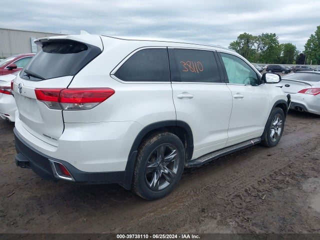 Toyota Highlander Limited Platinum 2018 5TDDZRFH3JS812786 Image 4