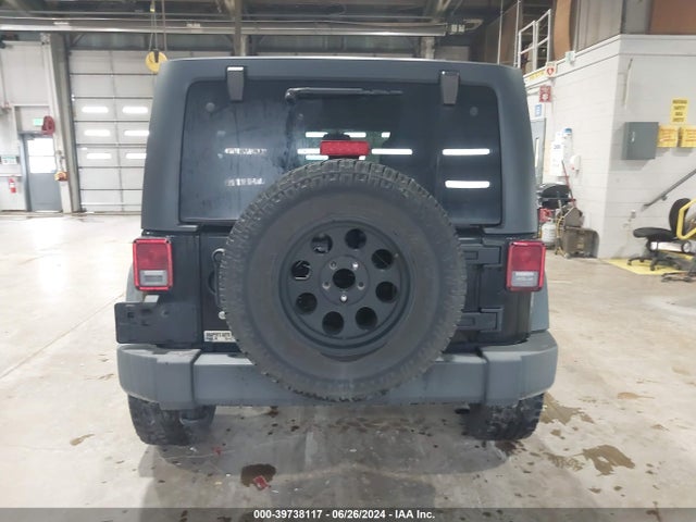 1C4BJWDG6EL159191 Jeep Wrangler Unlimited Sport