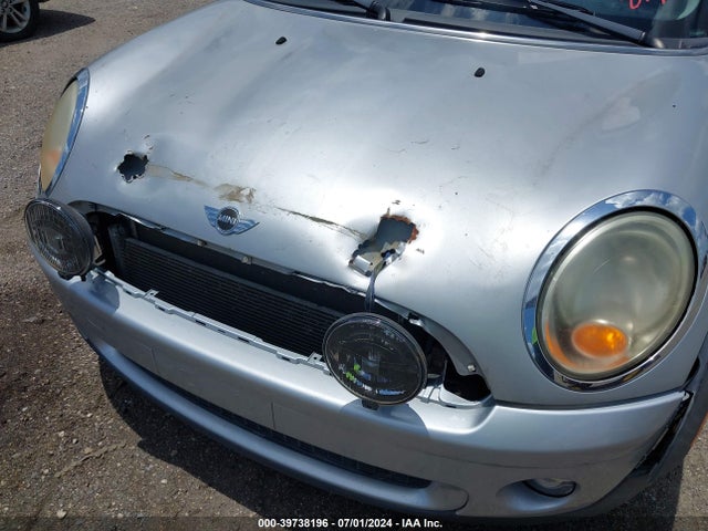 2009 MINI COOPER WMWMF335X9TU75849 Photo 5