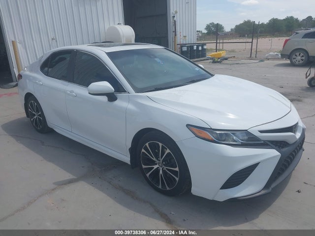 Toyota CAMRY SE 2018 4T1B11HK2JU575126 главное изображение
