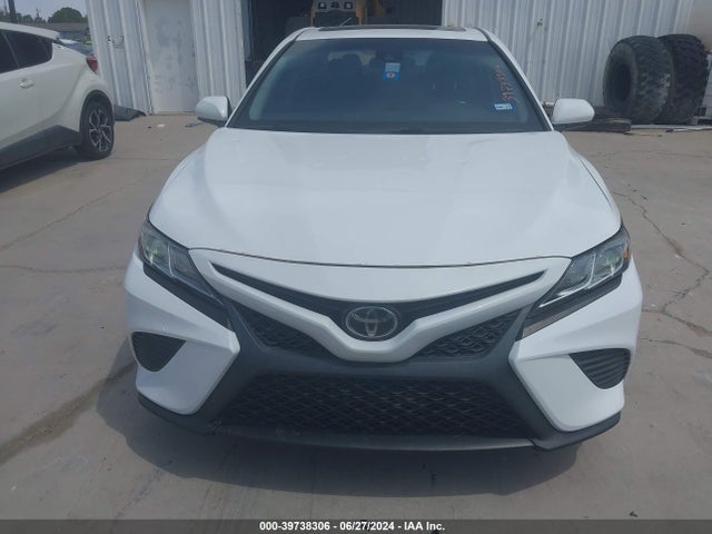 Toyota CAMRY SE 2018 4T1B11HK2JU575126 Image 12