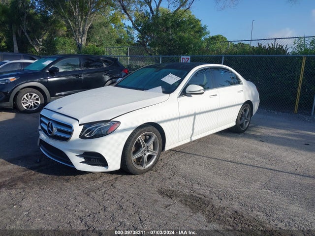 WDDZF4KB6HA231976 Mercedes-Benz E 300 4matic
