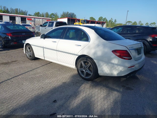 WDDZF4KB6HA231976 Mercedes-Benz E 300 4matic