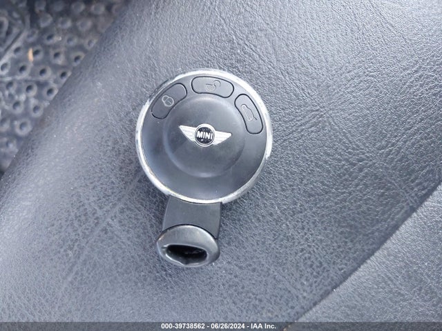 2009 MINI COOPER WMWMF33589TZ21156 Photo 10