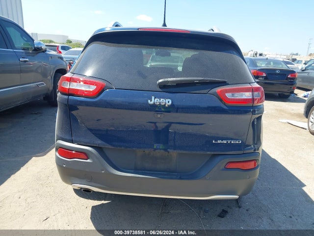 1C4PJLDB7JD561752 Jeep Cherokee Limited Fwd