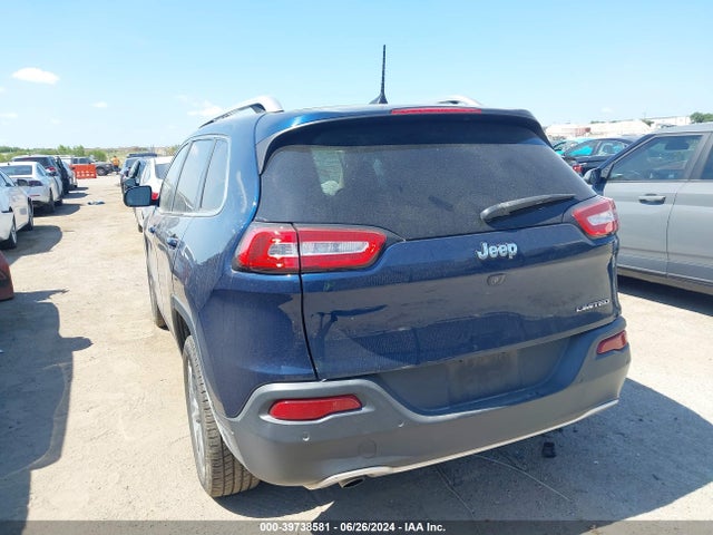 1C4PJLDB7JD561752 Jeep Cherokee Limited Fwd