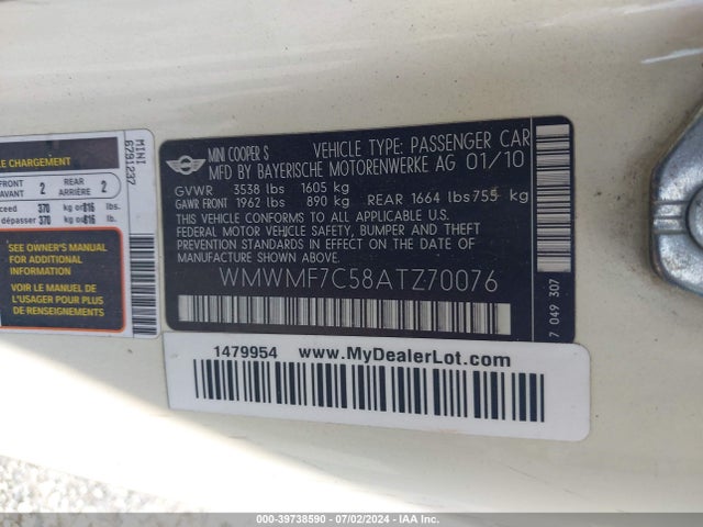 2010 MINI COOPER S WMWMF7C58ATZ70076 Photo 8