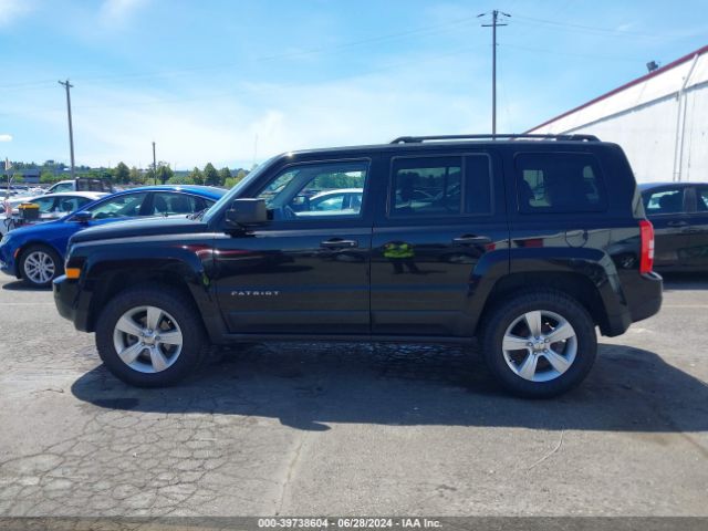 1C4NJPBB3HD153079 Jeep Patriot Sport Fwd