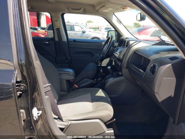 1C4NJPBB3HD153079 Jeep Patriot Sport Fwd