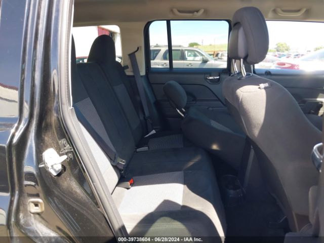 1C4NJPBB3HD153079 Jeep Patriot Sport Fwd