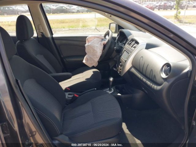 3N1CN7AP7FL903702 Nissan Versa 1.6 Sl