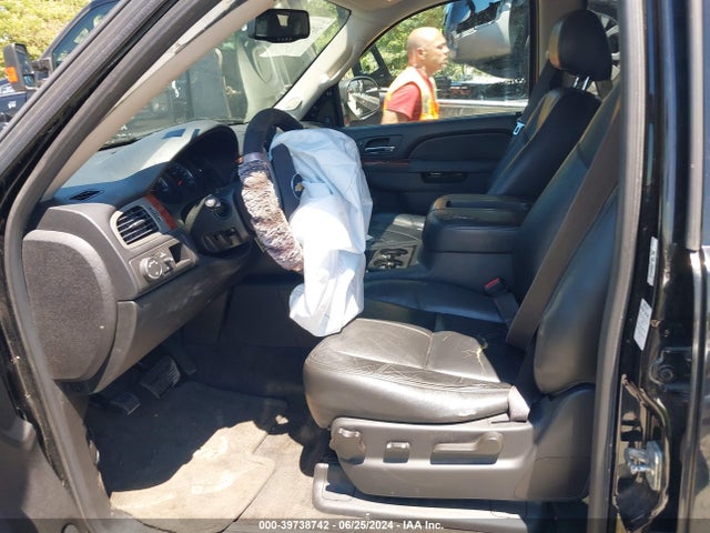 Chevrolet Suburban 1500 Lt 2014 1GNSCJE01ER136145 Image 5