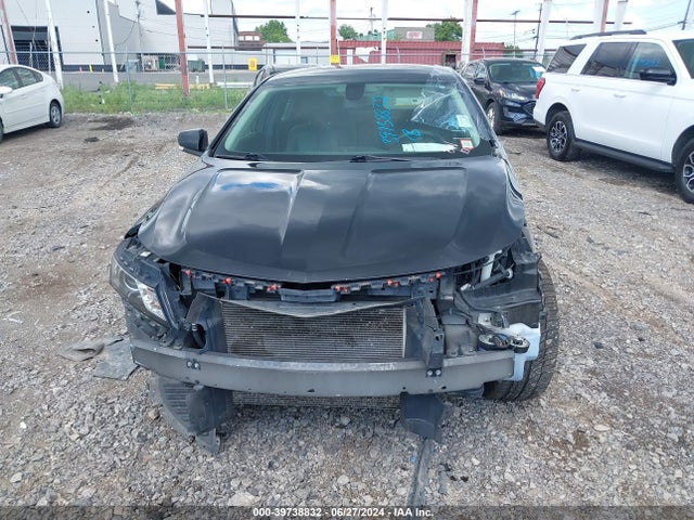 Chevrolet IMPALA 1LT 2018 2G1105S38J9138183 Image 12
