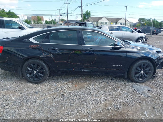 Chevrolet IMPALA 1LT 2018 2G1105S38J9138183 Image 13