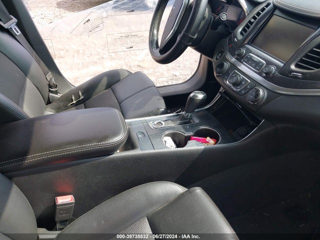 Chevrolet IMPALA 1LT 2018 2G1105S38J9138183 Image 5