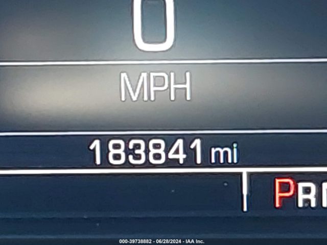 1GNSKKKCXFR245700 Chevrolet Suburban 1500 Ltz