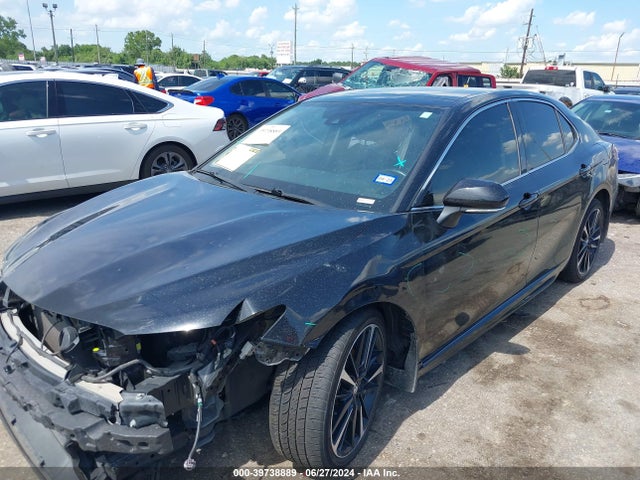 Toyota CAMRY XSE 2019 4T1B61HK5KU776733 Image 2