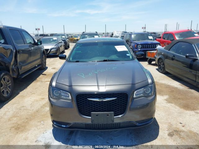 2C3CCAAG0KH589950 Chrysler 300 Touring