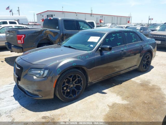 2C3CCAAG0KH589950 Chrysler 300 Touring