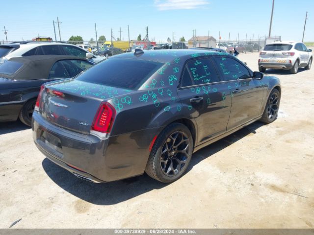 2C3CCAAG0KH589950 Chrysler 300 Touring