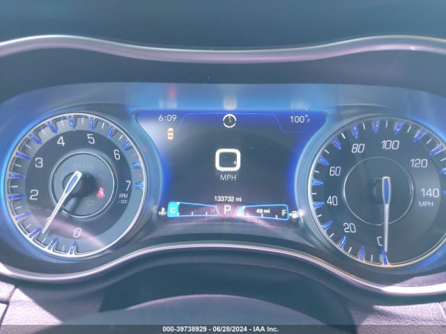 2C3CCAAG0KH589950 Chrysler 300 Touring
