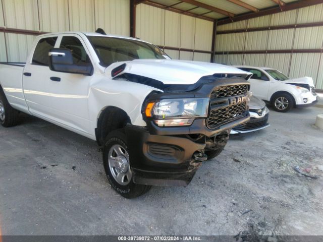 3C6UR5HJ1RG132055 RAM 2500 Tradesman  4x4 8' Box