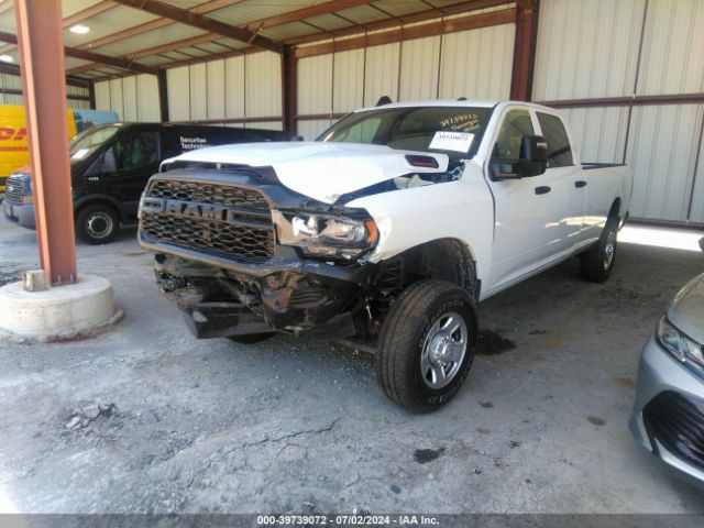 3C6UR5HJ1RG132055 RAM 2500 Tradesman  4x4 8' Box