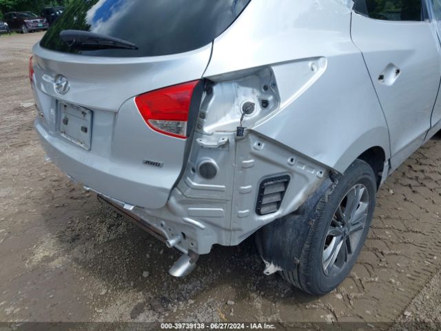 KM8JTCAF5FU960556 Hyundai TUCSON GLS