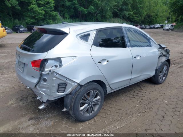 KM8JTCAF5FU960556 Hyundai TUCSON GLS