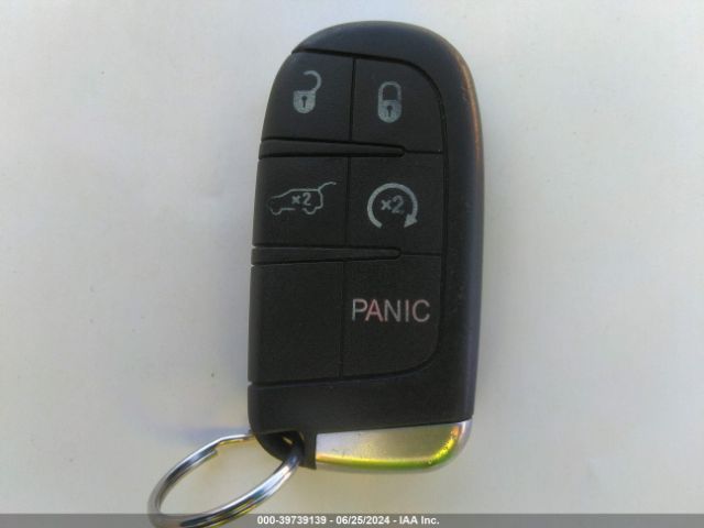 1C4RJFJG1GC397360 Jeep Grand Cherokee Summit