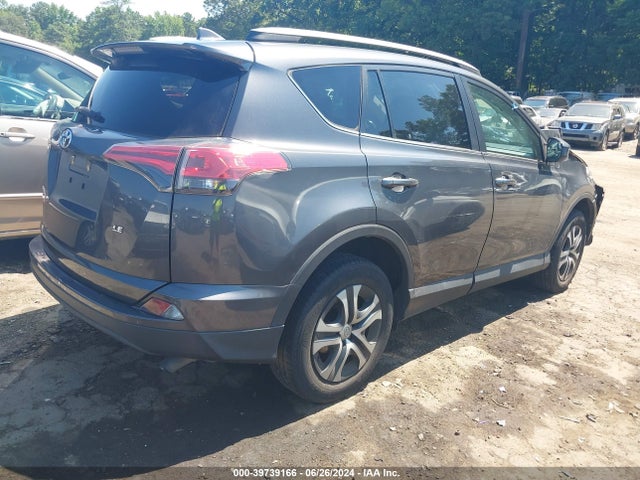 Toyota RAV4 LE 2018 2T3ZFREV9JW508155 Image 4