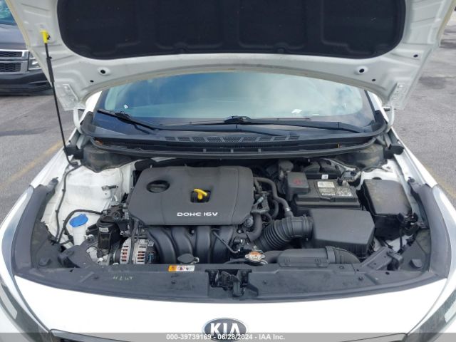 3KPFK4A70JE168561 KIA FORTE LX