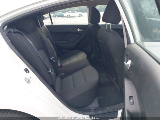 3KPFK4A70JE168561 KIA FORTE LX