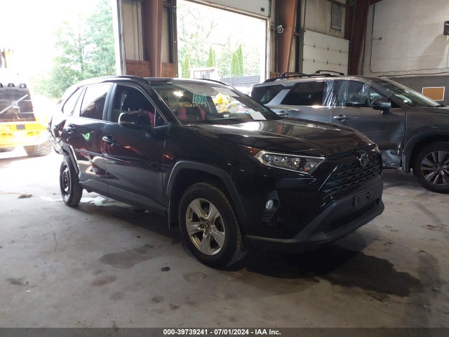 2019 2T3P1RFV7KW001812 main image