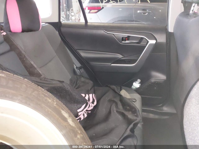 Toyota Rav4 Xle 2019 2T3P1RFV7KW001812 Image 8