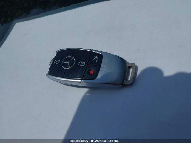 WDDZF4KB7HA063233 Mercedes-Benz E 300 4matic