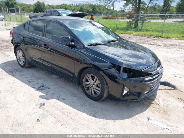 2019 5NPD84LF7KH453443 main image
