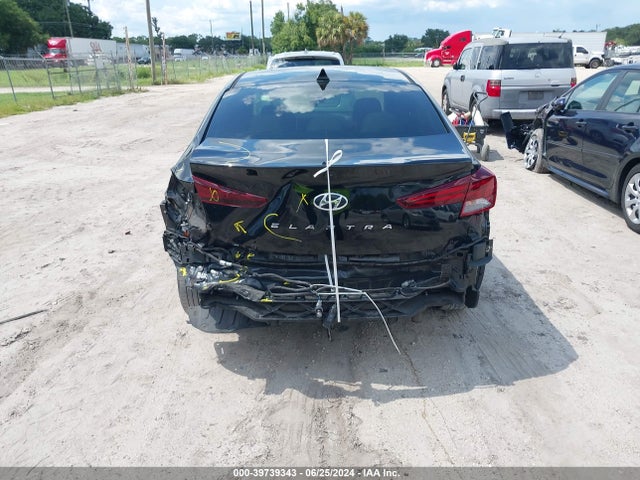 Hyundai ELANTRA SEL 2019 5NPD84LF7KH453443 Image 16