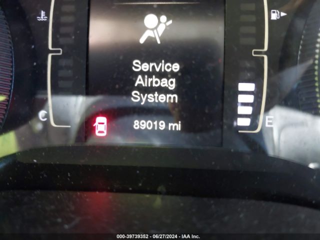 1C4PJLCB5GW238010 Jeep Cherokee Altitude