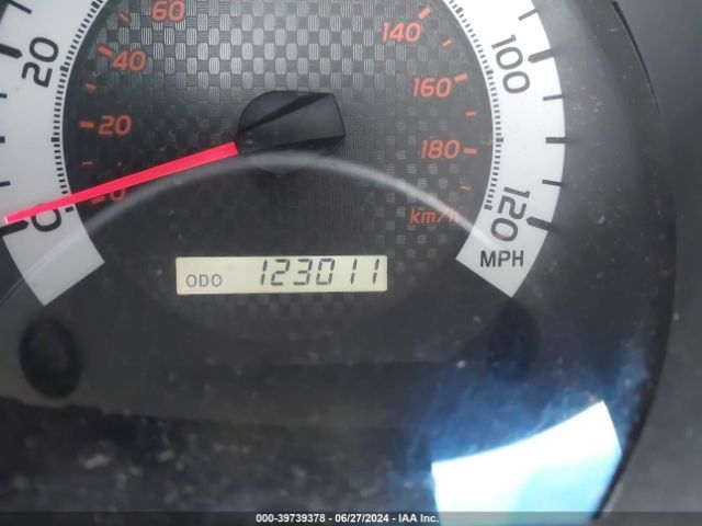 3TMLU4EN5FM165979 Toyota Tacoma Base V6
