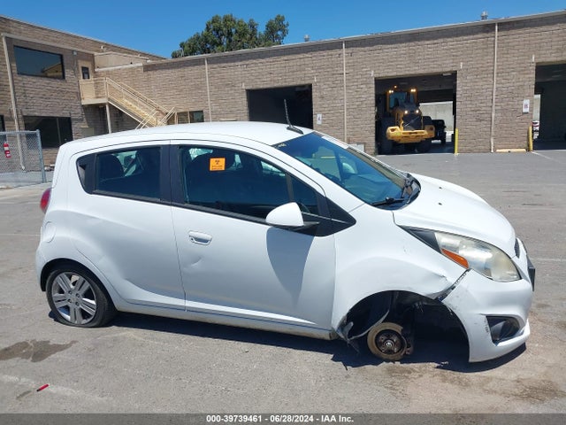 Chevrolet Spark 1lt Auto 2014 KL8CD6S95EC551832 Image 14