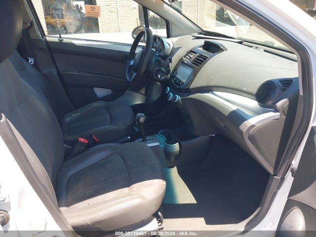 Chevrolet Spark 1lt Auto 2014 KL8CD6S95EC551832 Image 5