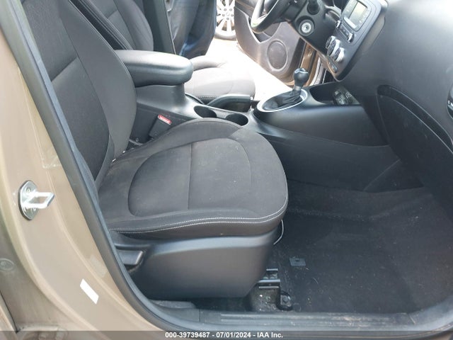 KIA Soul 2015 KNDJN2A29F7232775 Image 5