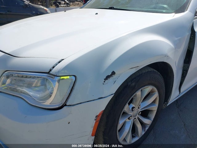 2C3CCAAG0FH932052 Chrysler 300 Limited
