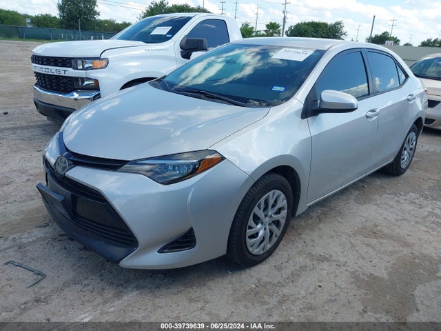 5YFBURHE1JP849160 Toyota COROLLA LE